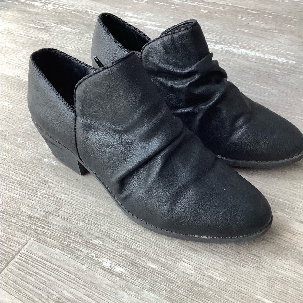 Short booties